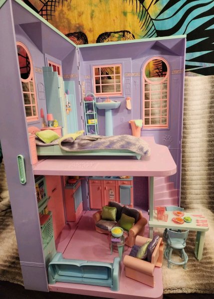 BARBIE TALKING TOWNHOUSE Mattel 2002 With Extras! Original Owner! Excellent ??