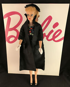 EASTER PARADE #971~”R” WITH NEAR MINT 1960’s GORGEOUS BARBIE IN BOX FROM THE ERA