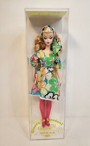 GROOVY IN LONDON! SILKSTONE BARBIE DOLL 2015 GAW CONVENTION EXCLUSIVE SIGNED