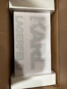 Very Rare 2014 Karl Lagerfeld Barbie Doll Platinum Label Limited Edition NRFB