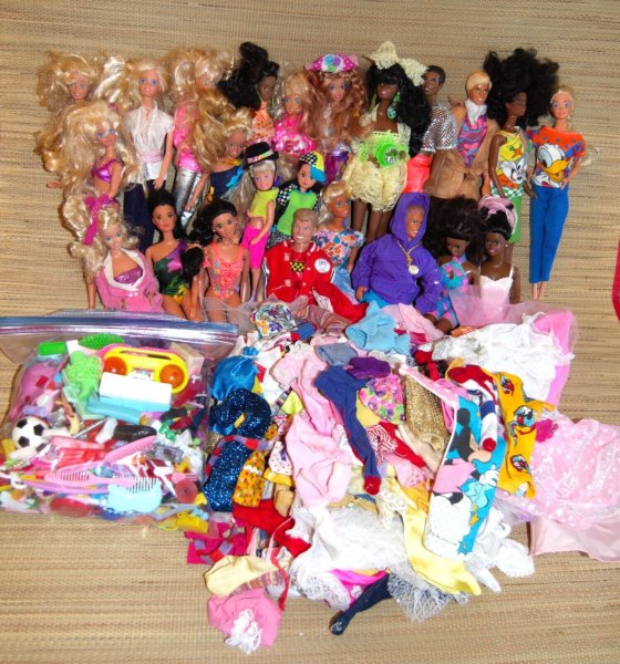 Vintage 1980s HUGE Barbie Lot Rockers & More Clothing Shoes Accessories Mattel