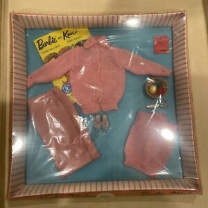 vintage barbie knitting pretty #957 rare japan 1962 NRFB mint