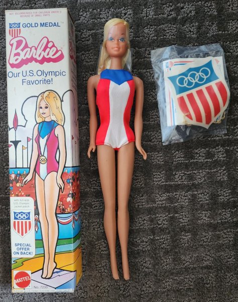 VTG 1974 Mattel #7233 Gold Medal U.S. Olympic Swimsuit Barbie New Sealed Mint