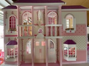 1990 Vintage Barbie Magical Mansion House with Sweet Roses Furniture Set