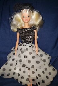 Estrela Barbie  And Diva 2  Dolls Superstar Brazil