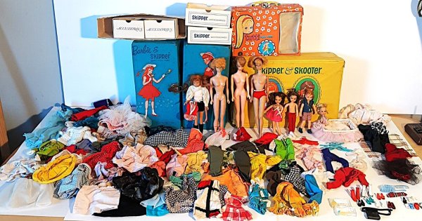 Vintage 1960s Barbie Doll & Accessory TLC Lot Barbie Midge Tutti Todd Cases READ