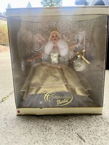 RARE 2000 Special edition Gold Barbie Vintage