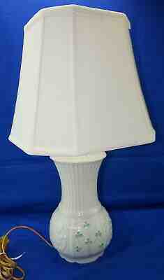 Belleek Shamrock Electric Lamp 11½