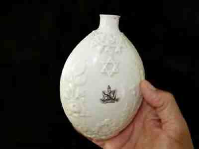 Rare Belleek 19th c. porcelain Judaica Jewish Irish circumcision buttle / flask