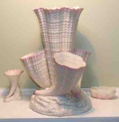 Antique Irish Belleek Pink Tinted Hippiritus Centre D97 First Black Mark Period