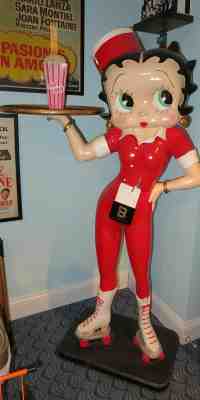 About 5'7" tall Rare Betty Boop Lifesize Sexy Rollerskate Waitress Figure Statue