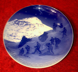 RARE 1930 Bing & Grondahl Icelandic Christmas Plate