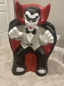 New ListingVintage Count Dracula Vampire 36" Halloween Lighted Blow Mold Yard RARE RED CAPE