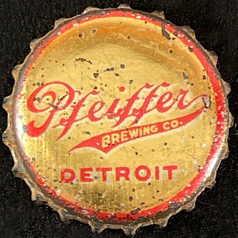 PFEIFFER'S RED/GOLD CORK BEER BOTTLE CAP DETROIT MICHIGAN ANTIQUE MICH CROWNS MI