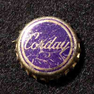 CORDAY CORK LINED BEER BOTTLE CAP CROWN GREEN RAHR'S BAY WISCONSIN WISC WI 1940s