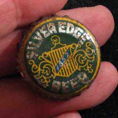 SILVER EDGE CORK LINED BEER BOTTLE CAP CROWN MUESSEL SOUTH BEND INDIANA CROWN IN