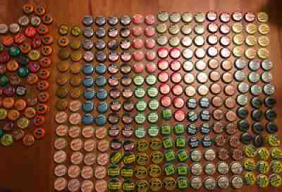 250 + VINTAGE Cork Lined SODA BOTTLE CAPS Most Unused Nehi, Ski, Kist, Hires +++