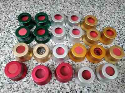 VINTAGE 22 FIZZ WHIZ BOTTLE CAP DRINK Few colors few companies