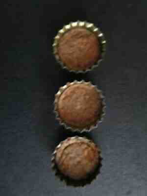 VINTAGE BEVERAGE CORK BOTTLE CAP USED