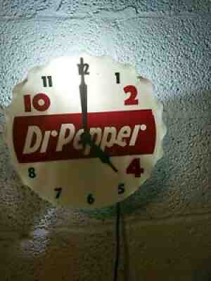 Vintage Dr Pepper Lighted Bottle Cap Clock - Soda Pop Advertising - Red on White