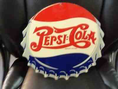 VINTAGE 1940s PEPSI COLA TIN SIGN OF THE BOTTLE CAP