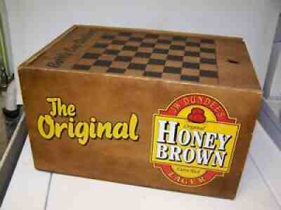 VINTAGE JW DUNDEES HONEY BROWN LAGER BOTTLE CAP CHECKERS WOOD BOX