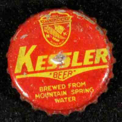 KESSLER â?¢YELLOW TEXT ON REDâ?¢ CORK LINED BEER BOTTLE CAP HELENA, MONTANA VINTAGE+