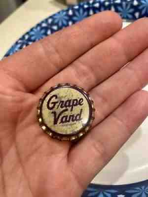 Vintage Grape Vand Soda Trademark Bottle Cap Pop Cork Lined Antique Flavor MCC