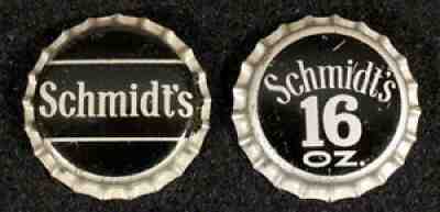 2 SCHMIDT'S PLASTIC BEER BOTTLE CAP E&B EKHARDT & BECKER DETROIT, MICHIGAN CROWN