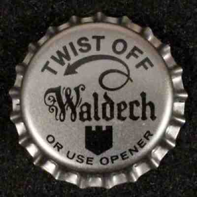 WALDECH #4 PLASTIC LINED BEER BOTTLE CAP HAMM'S ST. PAUL, MINNESOTA CROWNS SAINT