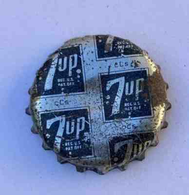 WW2 Cork SODA cap crown Seven Up 7 cone can flat bottle acl label tin litho top