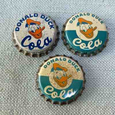 DONALD DUCK Lot 3 Cola Soda Bottle Caps Crown SALEM MASS WALT DISNEY Cork Unused
