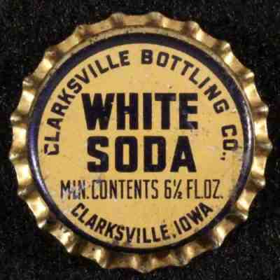CLARKSVILLE BOTTLING CO. WHITE SODA UNUSED CORK LINED SODA BOTTLE CAP IOWA CROWN