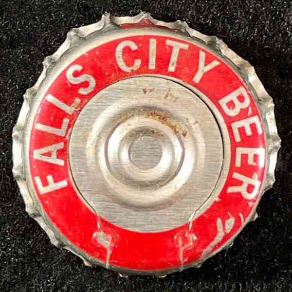 FALLS CITY "RIP CAP" PLASTIC LINED BEER BOTTLE CAP LOUISVILLE KENTUCKY KY CROWNS