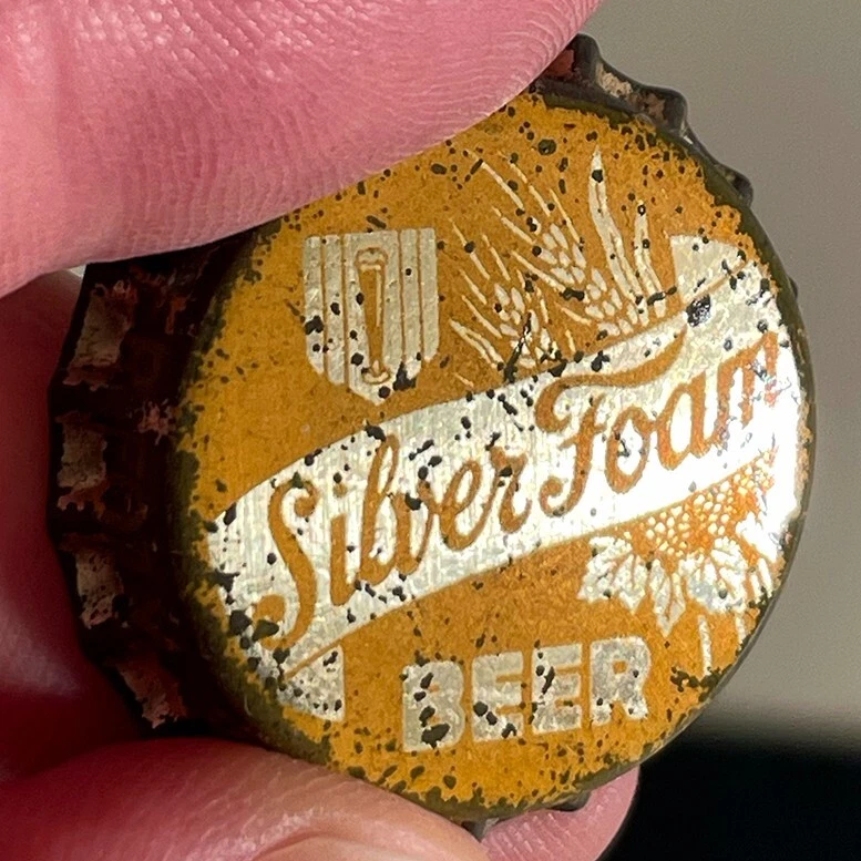 SILVER FOAM UNUSED CORK BEER BOTTLE CAP BATTLE CREEK MICHIGAN VINTAGE MICH CROWN