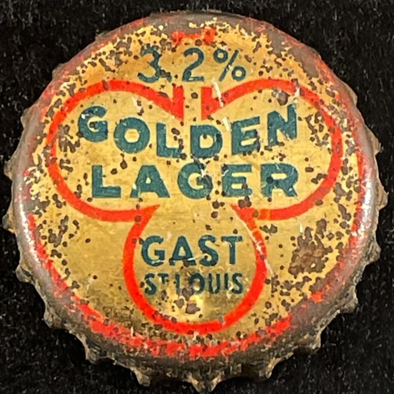 GAST GOLDEN LAGER 3.2% CORK LINED BEER BOTTLE CAP SAINT LOUIS MISSOURI MO CROWNS