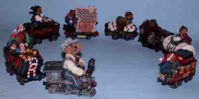 Boyds Bears Bearstone Casey's Whistlestop Complete 9 Piece Christmas Train Set
