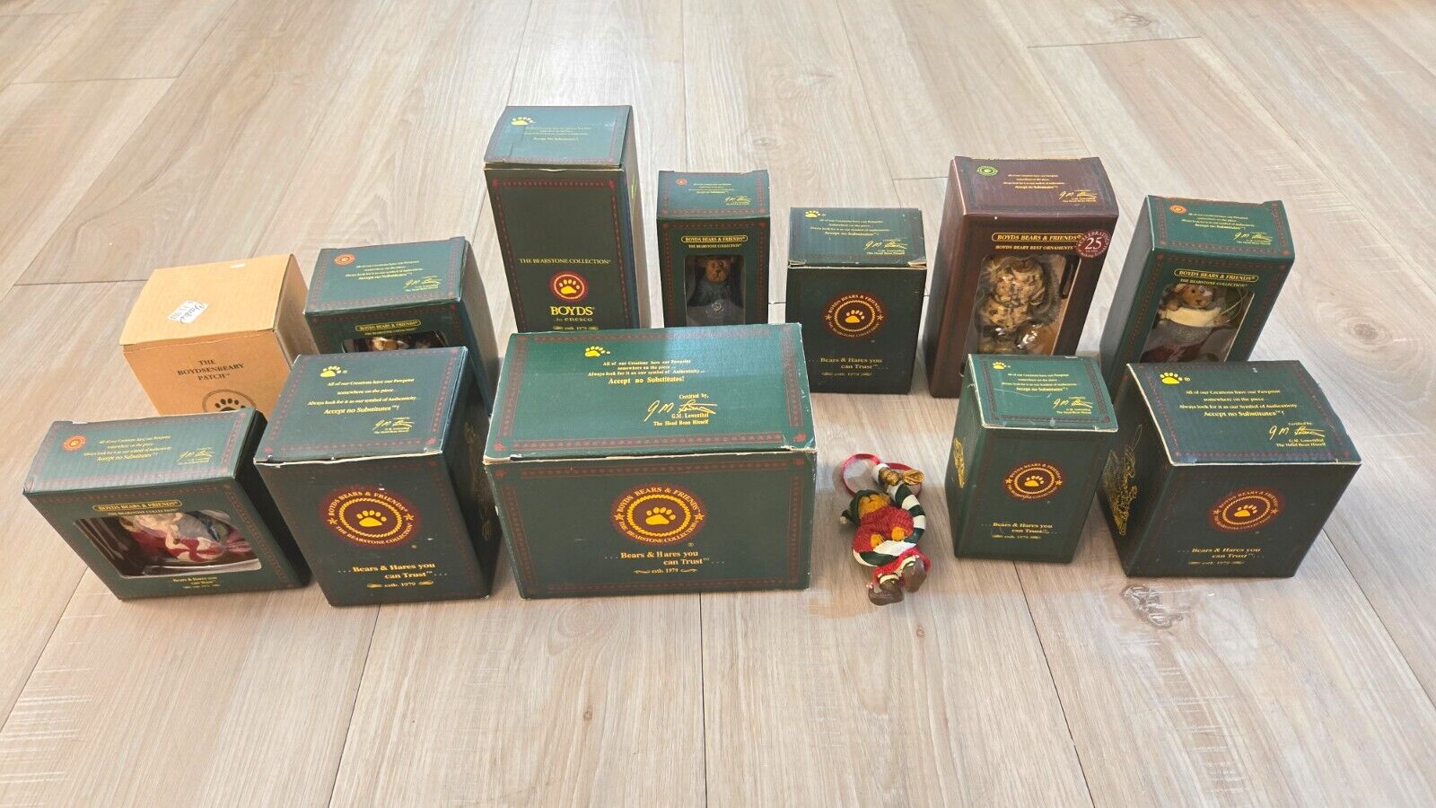 Boyds Bears & Friends Figurines - Lot of 13 Figures, Christmas Ornaments
