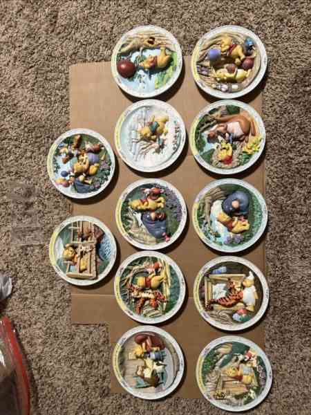 Vintage Disney Bradford Exchange Winnie The Pooh and Friends 3D Plates Complete