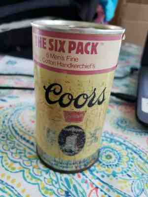 VIntage pop top Coors Vintage Beer Can With Mens Handkerchiefs unopened