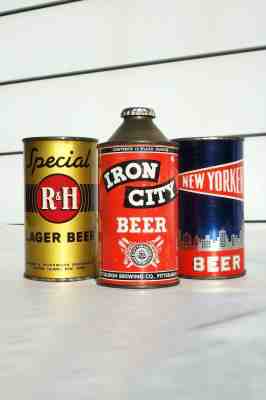 IRON CITY Beer • red Cone Top can (169-31) original, NICE and CLEAN!!!