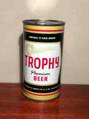 TROPHY  FLAT TOP BEER CAN FROM DREWRYS  S. BEND IN.  STUNNING !!!