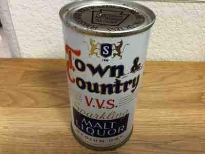 Town & Country ML (139-17) empty flat top beer can by Sunshine, Reading, PA