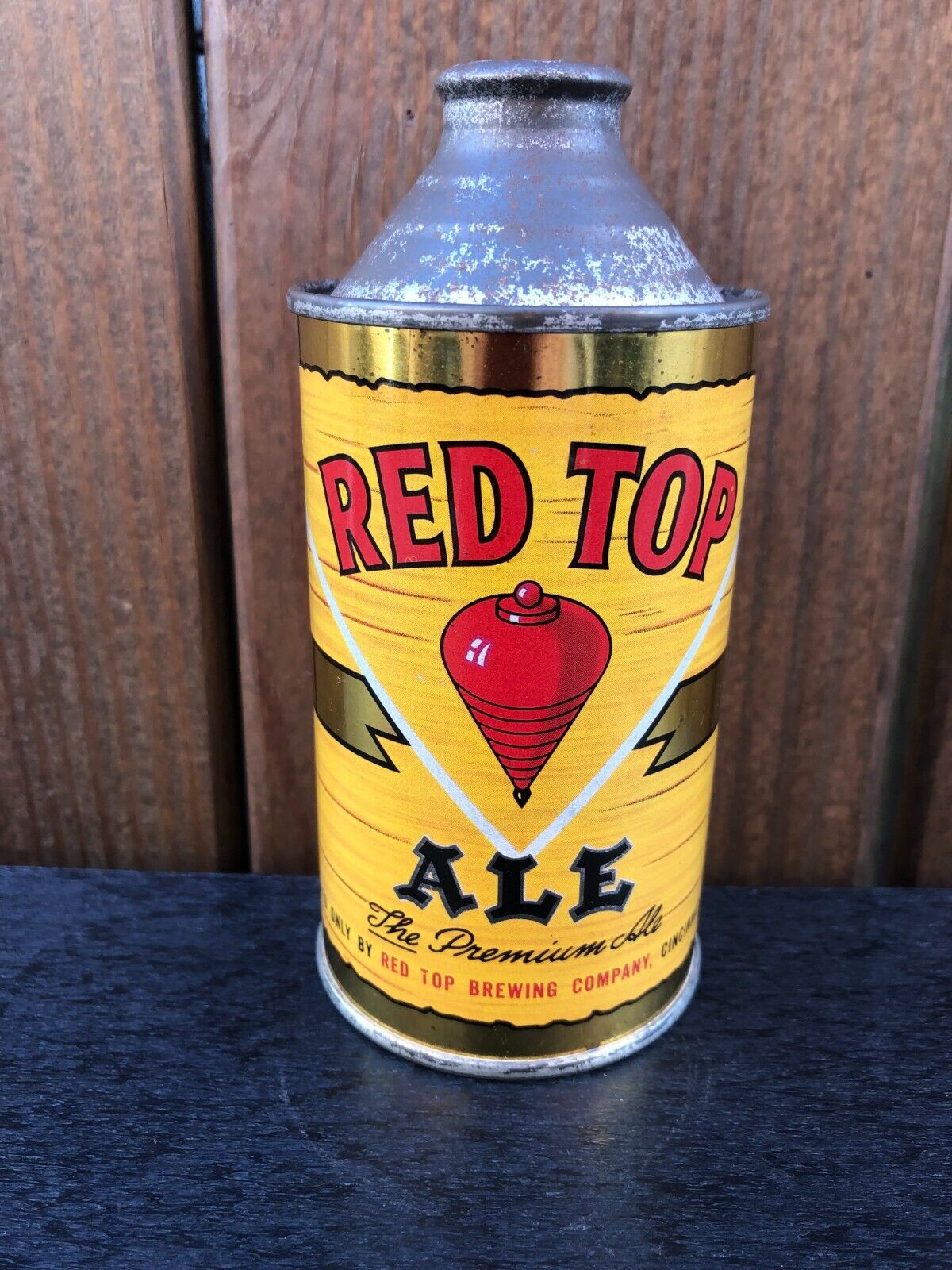 RED TOP Cone Top Beer Can **** GORGEOUS BRIGHT GOLD **** RARE THIS CLEAN