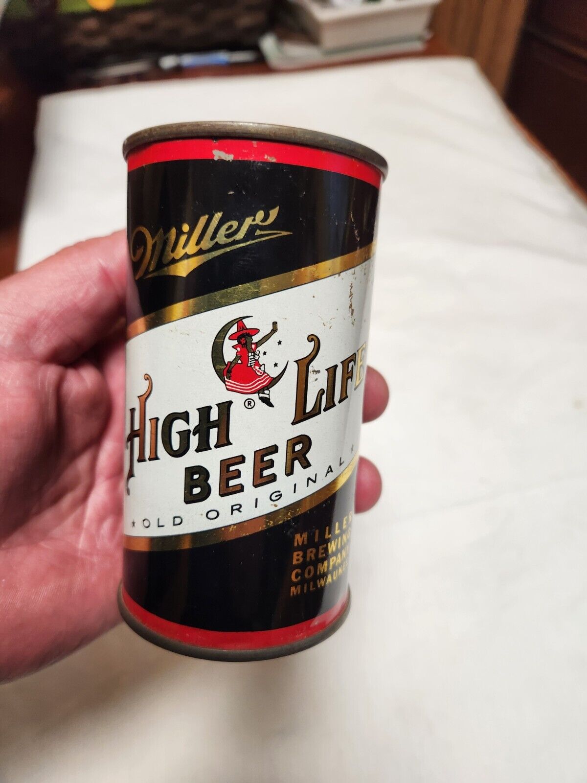 Early 12oz. Miller High Life Beer flat top beer can, Miller Brewing Milwaukee W.