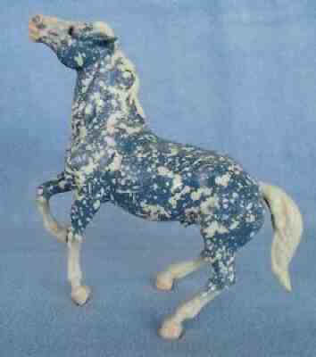 Breyer 1963 Glossy Copenhagen Semi-Rearing Mustang. #1085. Live Show Quality!
