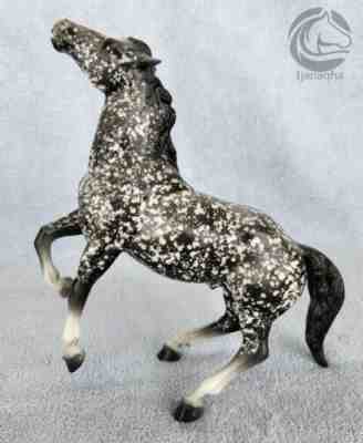 Breyer 1996 Breyerfest Volunteer Model Semi Rearing Mustang "Merlin". 1 of 30.