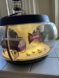 Vintage Budweiser Lighted World Champion Clydesdale Team Parade Carousel Globe