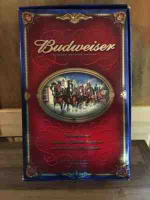 Budweiser 2001 Limited Edition Bottle With 4 Glass Pilsner Glasses