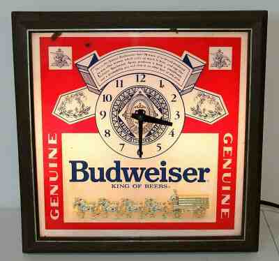 BUDWEISER King of Beers Clydesdale LIGHTED BAR WALL CLOCK Sign